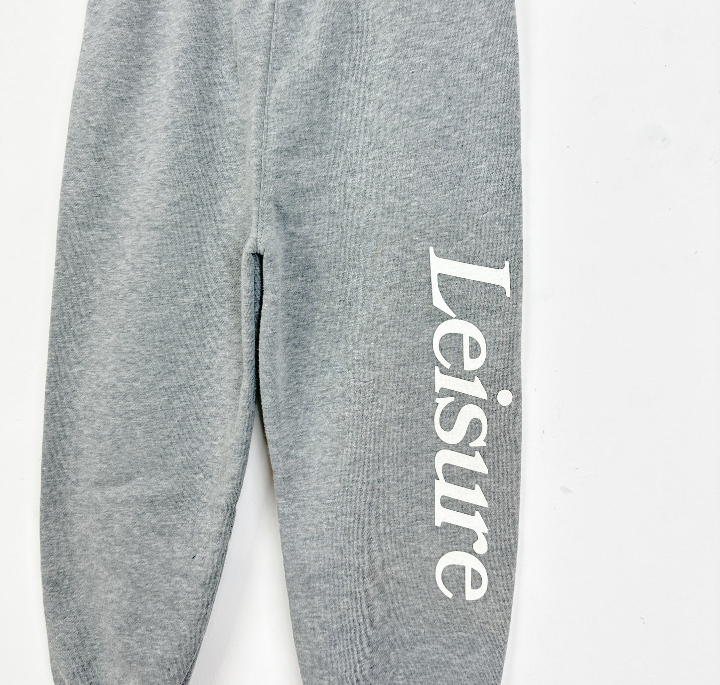 LEISURE - Gray Logo Sweats - 4-5yr