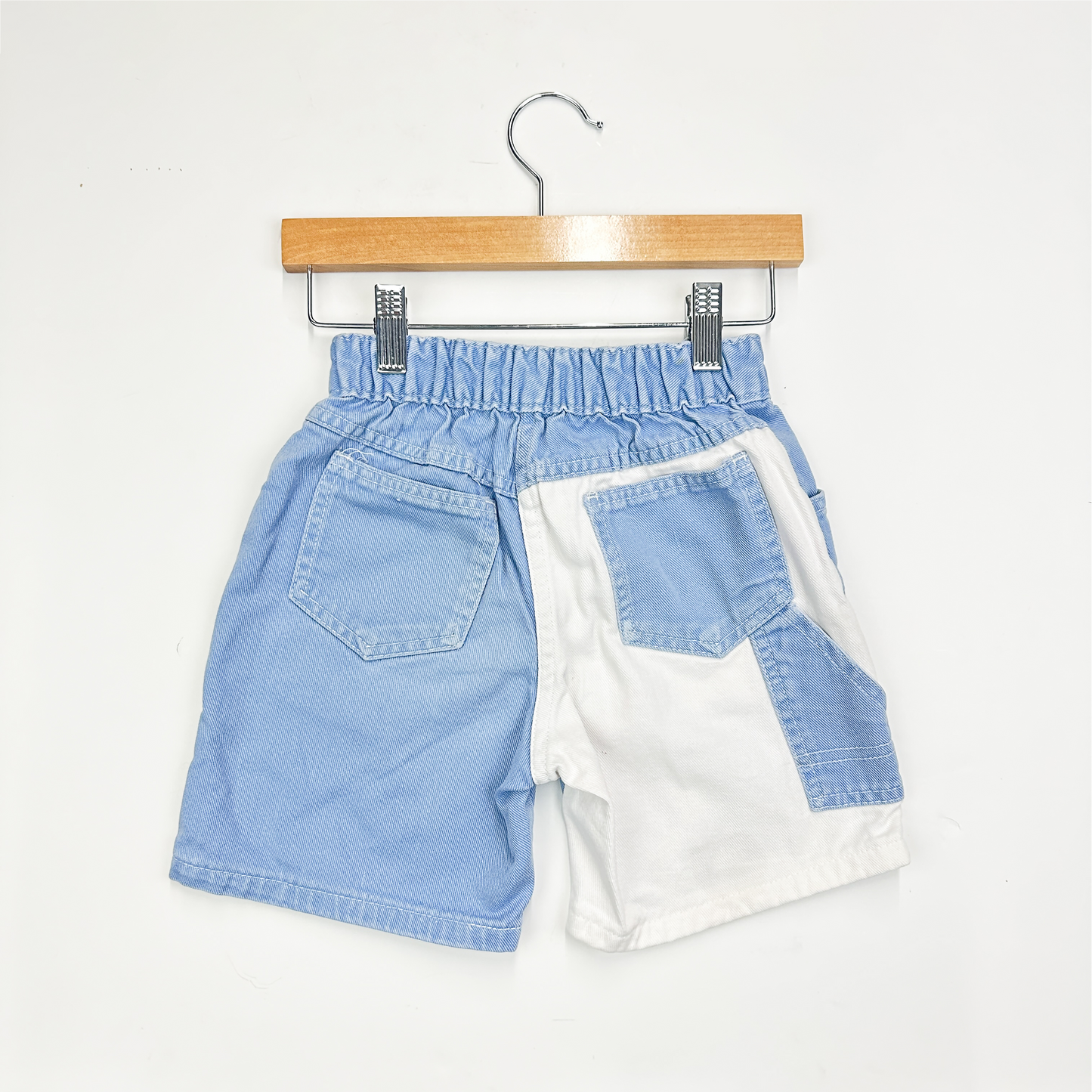 Vintage Kids Light Blue and White Denim Carpenter Shorts - 8yr